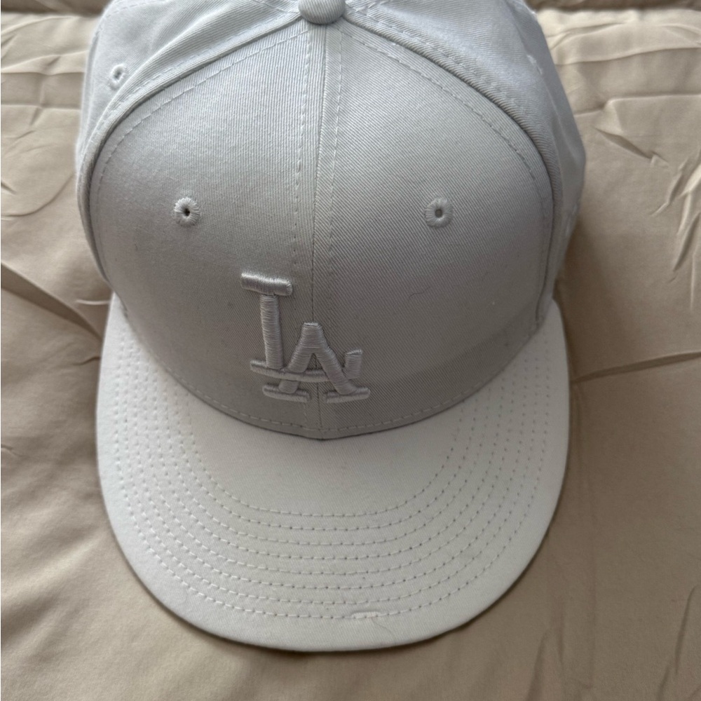 White LA Dodger Baseball Cap